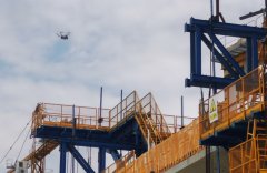 同走进成德线施工现场